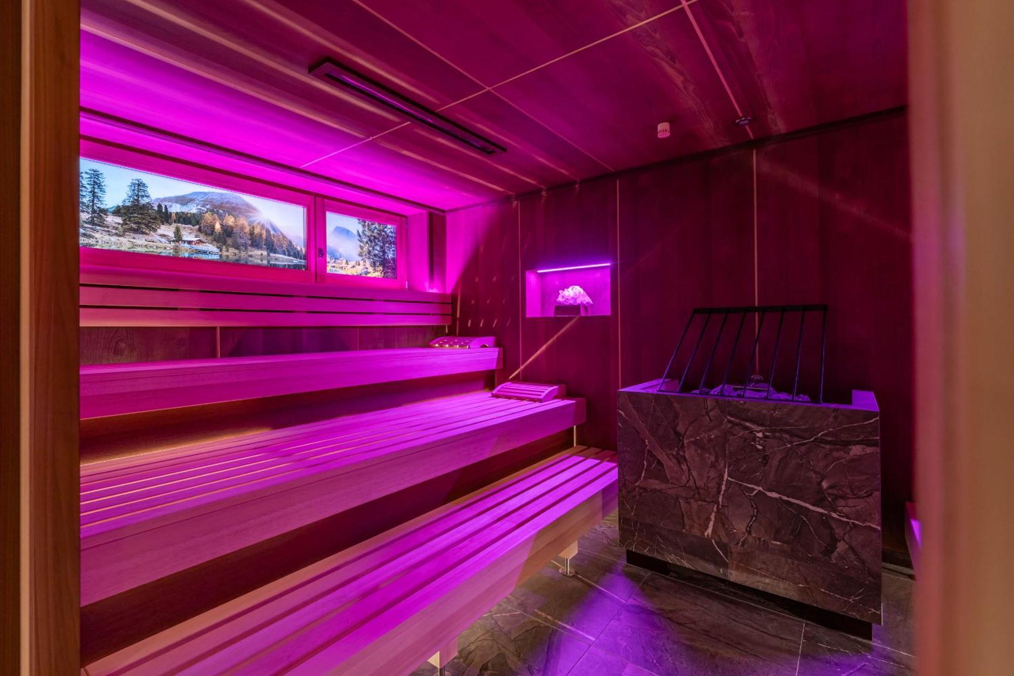 Hotel Pramstraller Майерхофен Екстериор снимка