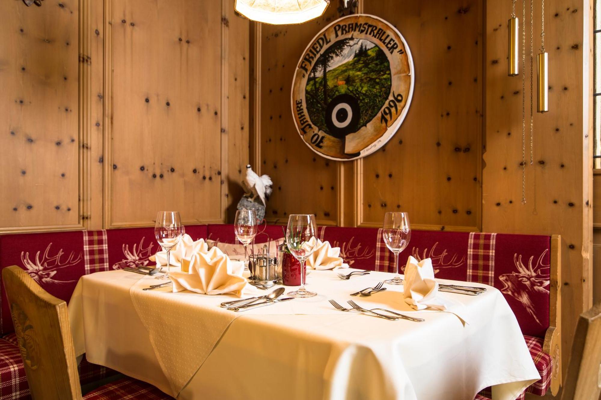 Hotel Pramstraller Майерхофен Екстериор снимка